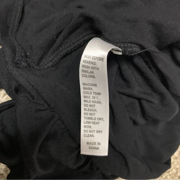 NWT Zyia Active Black Fancy V Athletic Athleisure Tank Top Size Small - Picture 11 of 11